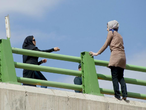 تأثیر جامعه ناسالم، به فرد