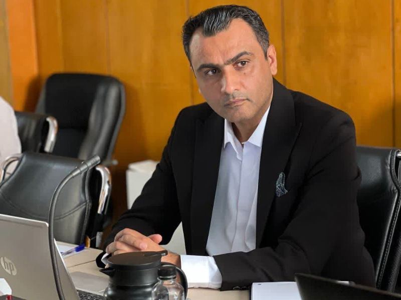 رحمانعلی آقابراری-مدیر عامل شرکت بین المللی راهبراندیشان مسیر دستیابی به بازارهای جهانی رابرای شرکت‌های ایرانی هموار می کنیم